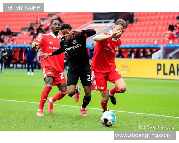 德甲榜首不变,沃尔夫斯堡与沙尔克04互交白卷:积分榜之争白热化 德甲榜首不变,沃尔夫斯堡与沙尔克04互交白卷:积分榜之争白热化